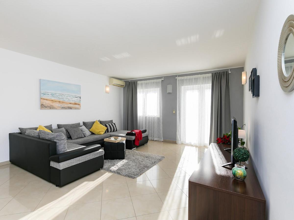Holiday Appartment Tessa Porec Ngoại thất bức ảnh