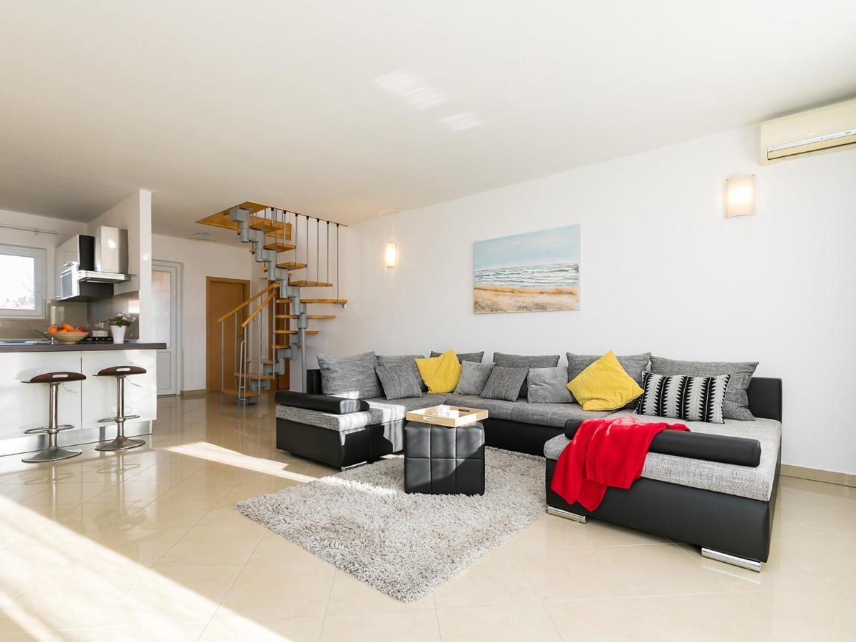 Holiday Appartment Tessa Porec Ngoại thất bức ảnh